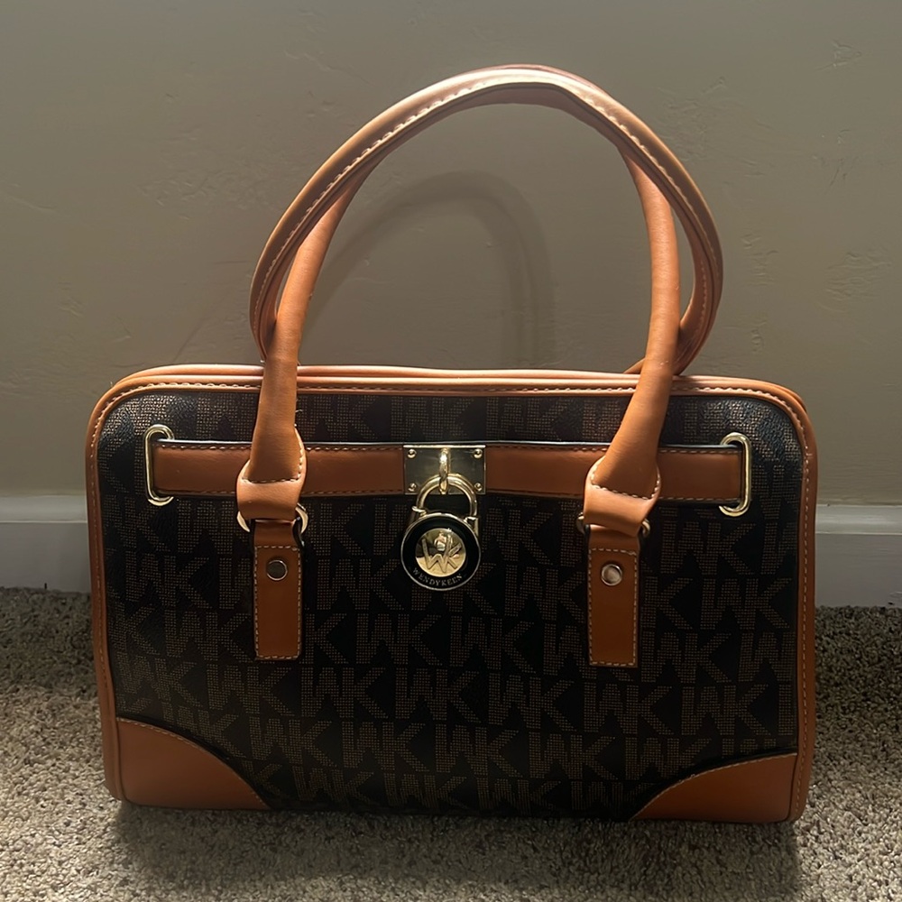 Wendy Keen Purse